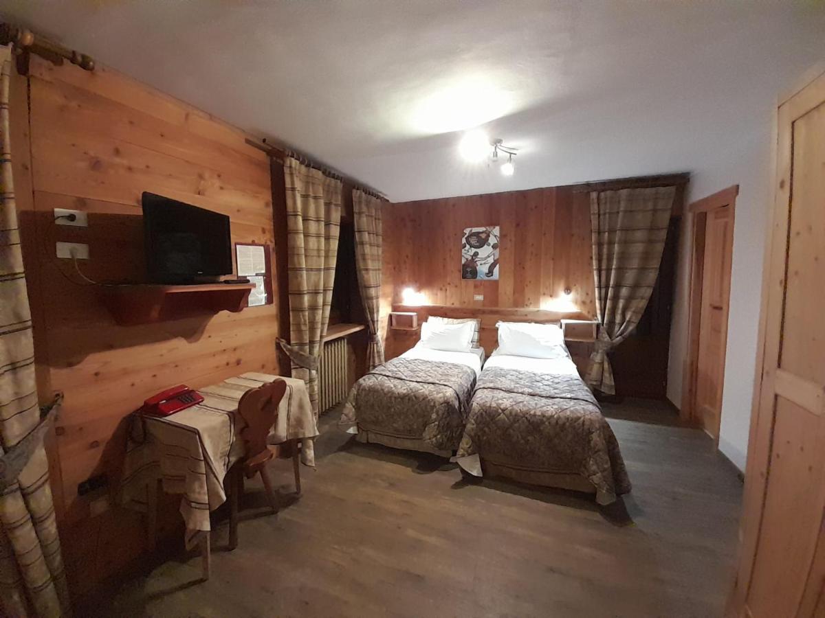 Hotel Astoria Courmayeur Luaran gambar